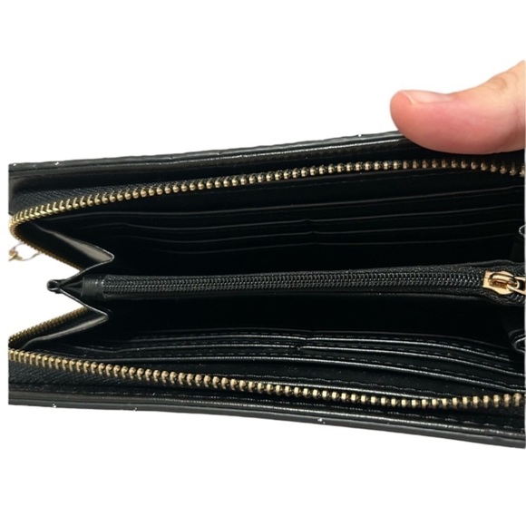 Michael Kors, MK Fulton, Black Pebbled Leather Crossbody Bag - Picture 9 of 16